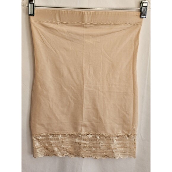 Red Hot Spanx Slip Women's Beige Size Medium - Picture 1 of 4